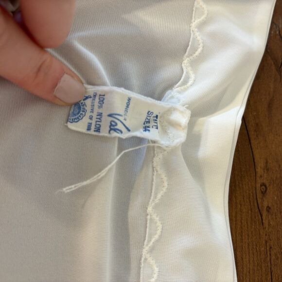 VTG ILGWU Wonder Val Ivory White Cream Dress Full Slip Lingerie SZ 44 / XL - Picture 7 of 9